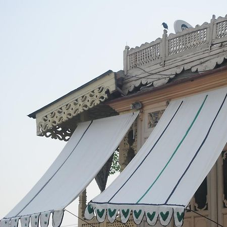 Heaven Breeze Group Of Houseboats Hotel Srinagar  Exterior photo